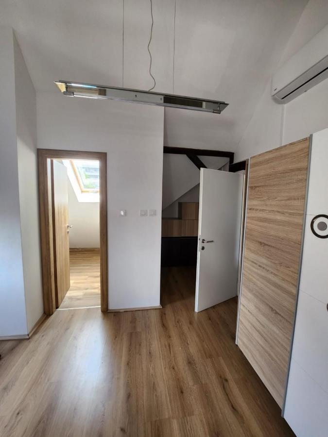Apartman Buzanova 001 Leilighet Zagreb Eksteriør bilde