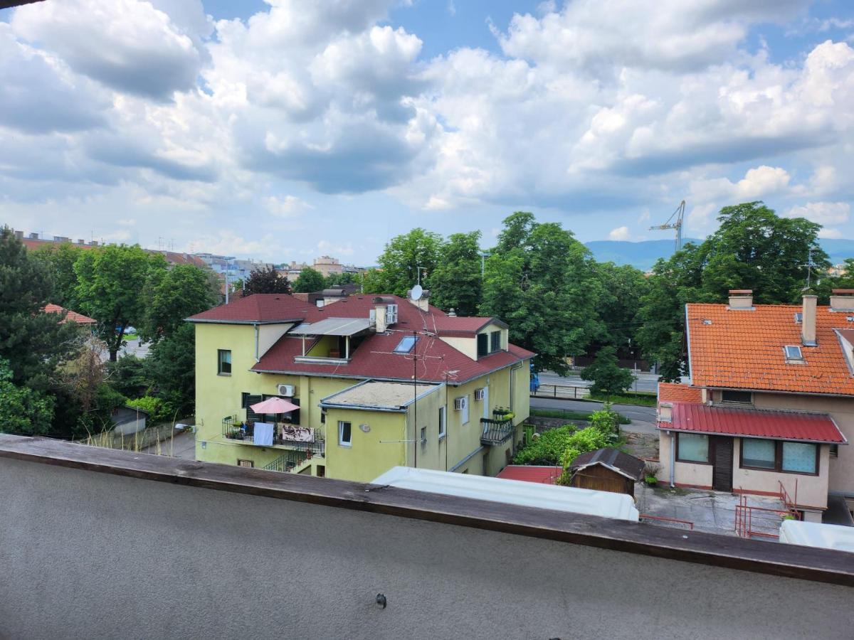 Apartman Buzanova 001 Leilighet Zagreb Eksteriør bilde