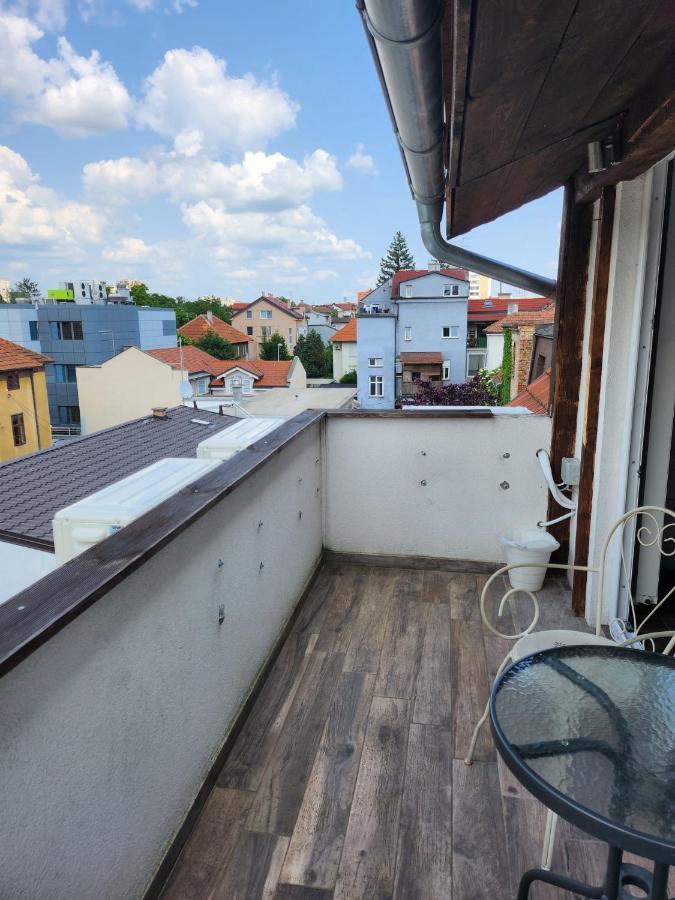Apartman Buzanova 001 Leilighet Zagreb Eksteriør bilde